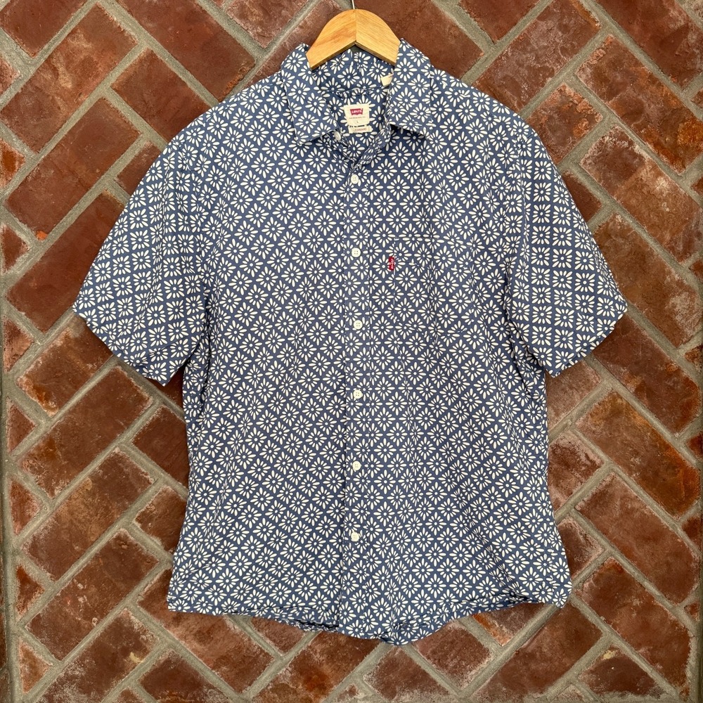 Levi's Red Tab Button Up Shirt Men's Size L Blue Short Sleeve 100% Cotton Camp‎